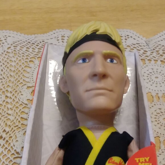 Cobra Kai Johnny Shelf Talkers figure pull string toy - Picture 5 of 6